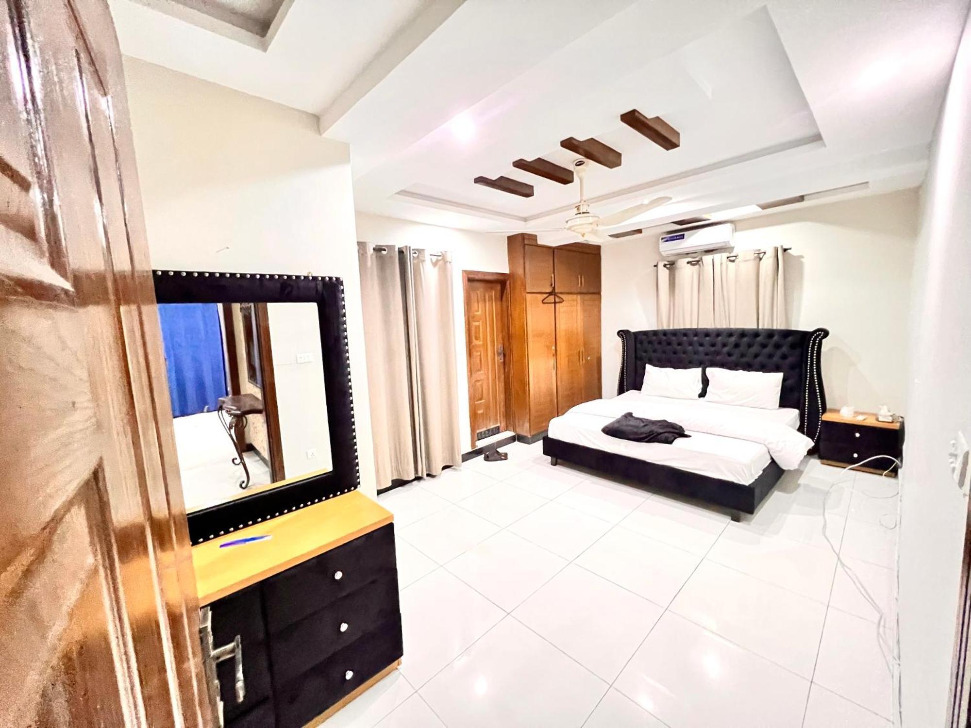 Luxury Apartment Hotel Iszlámábád Kültér fotó